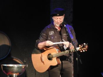 Richard Thompson considers another request at City Winery show (photo by twi-ny/mdr)