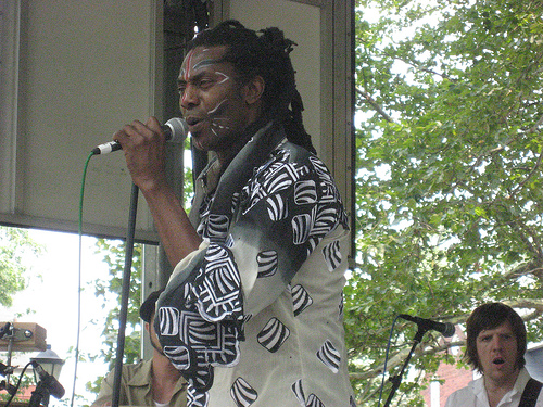 Amayo and Antibalas begin month-long residency at the Knitting Factory on December 3 (photo by twi-ny/mdr)