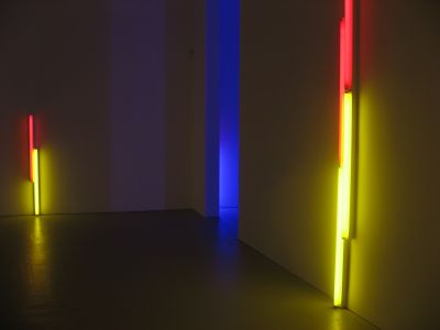 Dan Flavin show warms the heart in cold Chelsea (photo by twi-ny/mdr)