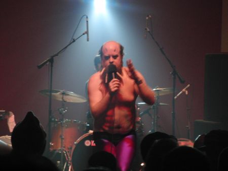 les savy fav bam Tim Harrington began special BAM performance with hysterical site-specific dance piece (pohto by twi-ny/mdr)