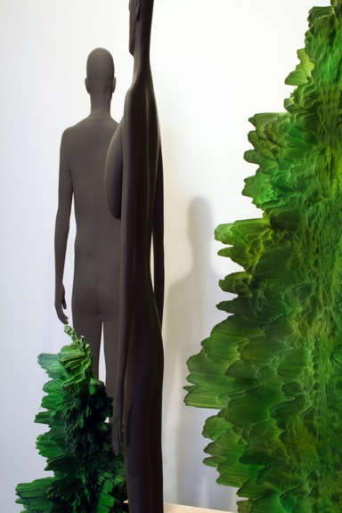 volta2010 Richard Dupont, “Couple,” cast pigmented polyurethane, nylon, oil paint, and wood in plexiglass vitrine, 2009