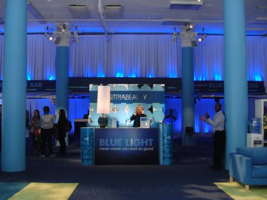 Blue Light Lounge helps battle those blemishes (photo by twi-ny/mdr)