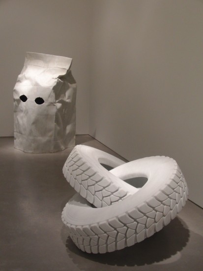 Fabio Viale, “Thank you and Goodbye,” detail, white marble, 2012, and “Infinite,” white marble, 2011 (photo by twi-ny/mdr)