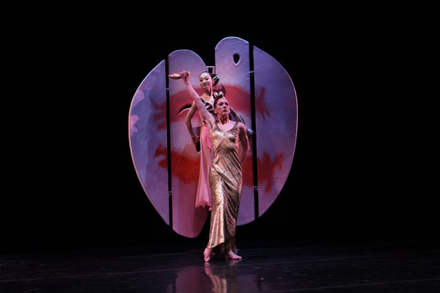 Phaedra (Blakely White-McGuire) is manipulated by Aphrodite (Xiaochuan Xie) in Martha Graham Dance Company production of PHAEDRA (photo courtesy of Costas)