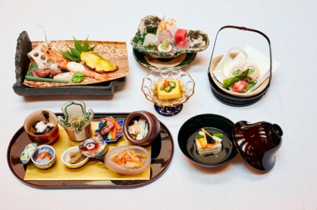Hakubai will be preparing a special kaiseke sake pairing from Niigata during Japanese Restaurant Week