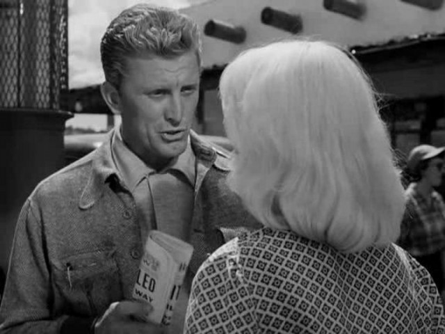 Chuck Tatum (Kirk Douglas) will do whatever’s necessary to stay on the front page in Billy Wilder classic