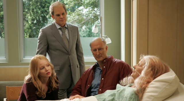SIX FEET UNDER creator Alan Ball will offer live commentary during screening of final episode at Tribeca Film Festival
