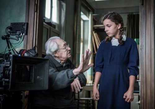Andrzej Wajda directs Bronislawa Zamachowska on the set of Afterimage (photo © Akson Studio/Anna Włoch)