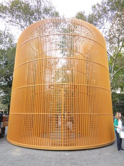Gilded Cage sits on the edge of busy Central Park entrance (photo by twi-ny/mdr)