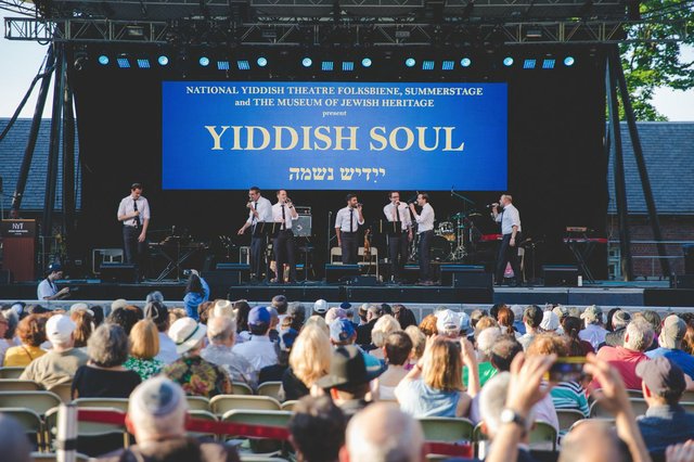 Yiddish Under the Stars returns to Central Park this week (photo courtesy City Parks Foundation)