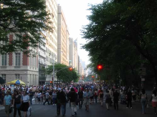 Crowds will line Fifth Avenue for Museum Mile Festival on Tuesday night